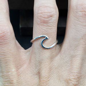 Size 7.25 Sterling Silver Beach Wave Band Ring